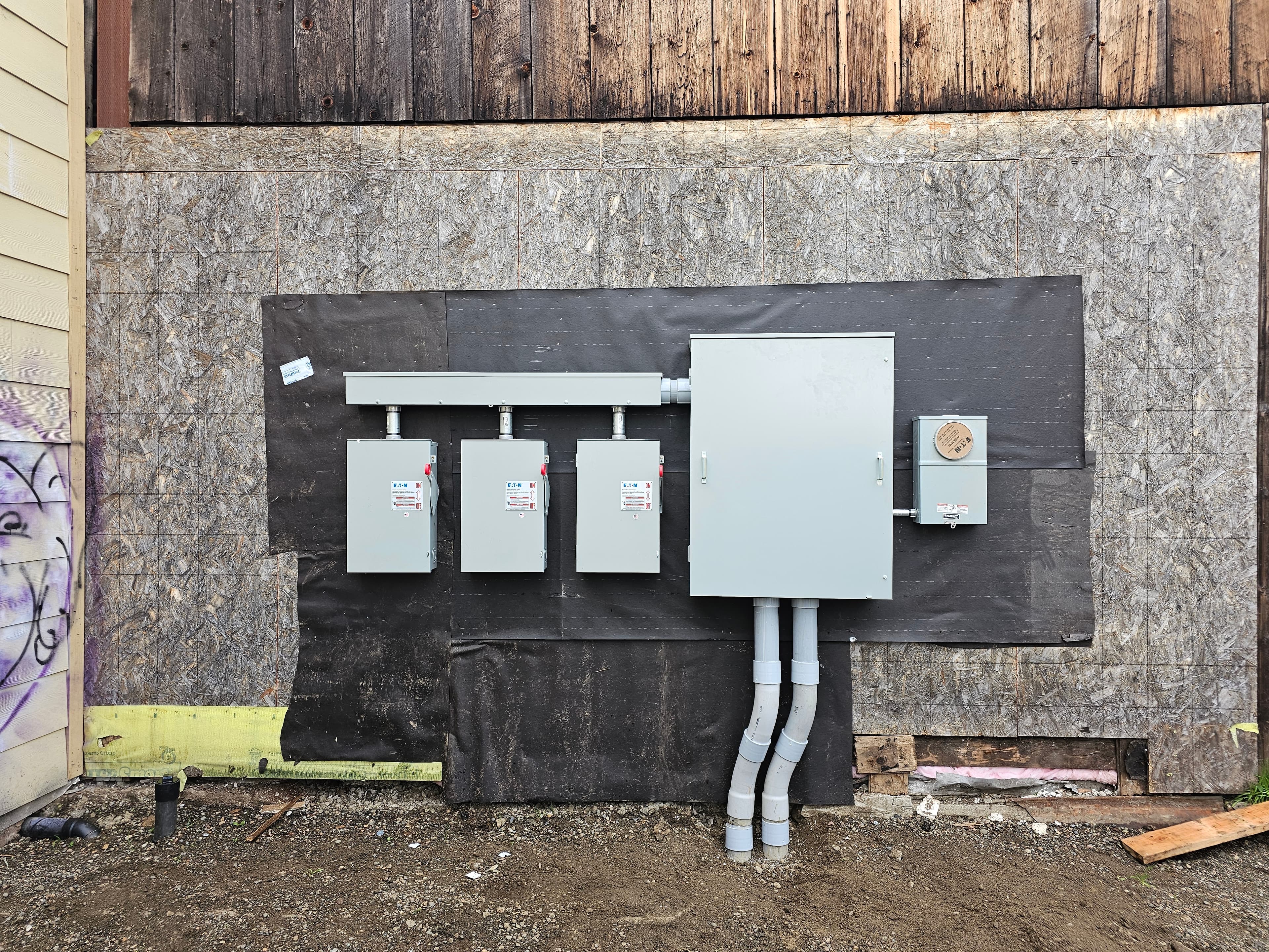 Commercial electrical service in Roseburg, OR by Dialed In Electric